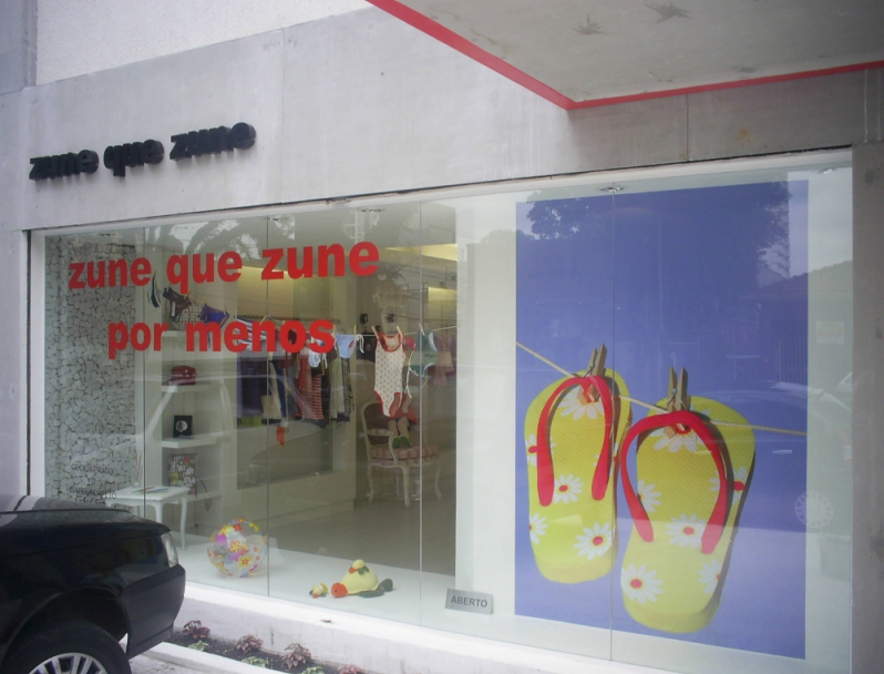 adesivo-de-vitrine