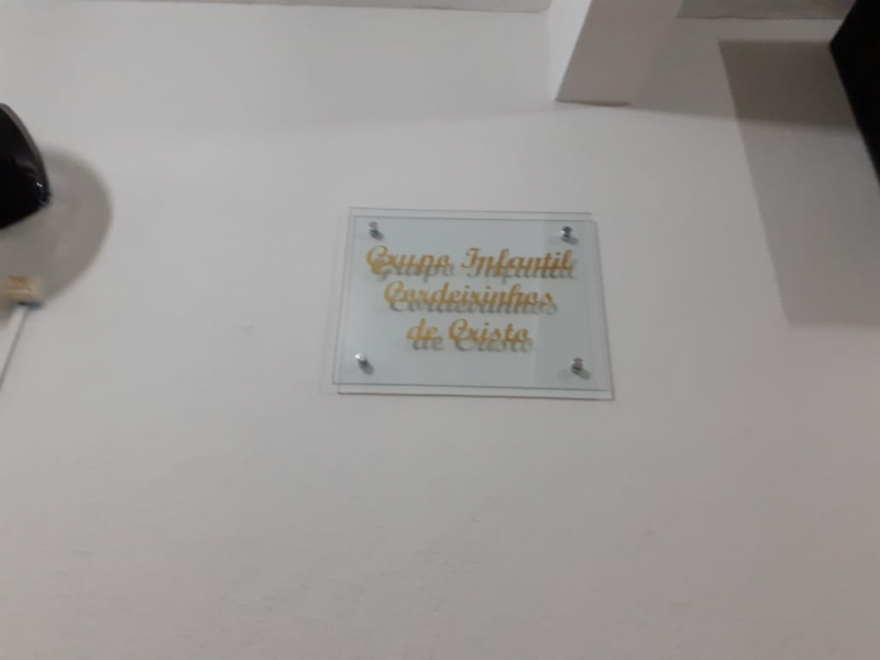 Atacado de Placa de Acrílico 5mm Bairro do Limão - Placa em Acrílico Transparente com Logo