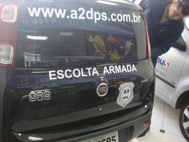 Envelopamento Automotivo Preto Fosco Consolação - Envelopamento Automotivo Brilhante