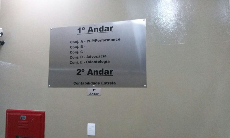 Orçamento de Placas de Alumínio Adesivadas Região Central - Placas de Acrílico Adesivadas