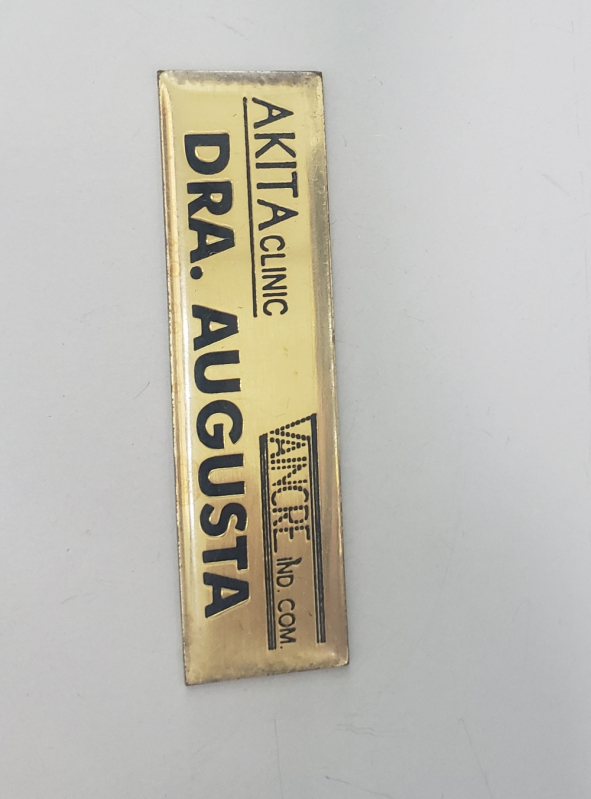 placas-de-latao-adesivadas